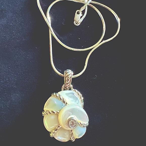 Judith Ripka Jewelry - Judith Ripka necklace SS MOP Conch shell/CZ pendant/Milor 925 chain 16”